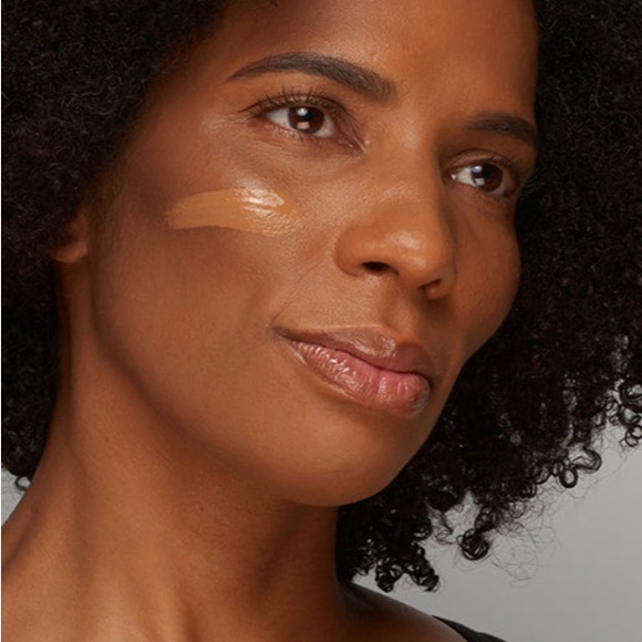 ⭐️5 For 25⭐️ Uoma by Sharon C IRL Skin Perfecting Foundation Bronze Venus T6 - Picture 5 of 8